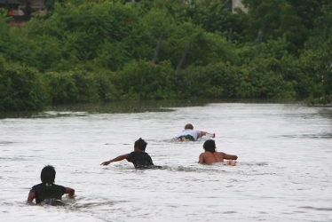 Canggu River Run / Photo: Tim Hain - CC ISC